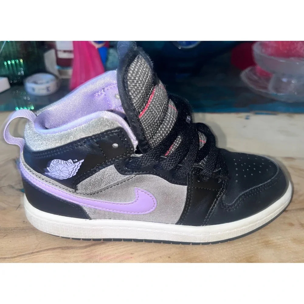 Nike Air Jordan 1 Mid Black Lilac White Plaid Sneakers DC7227-015 Kids Size 1Y